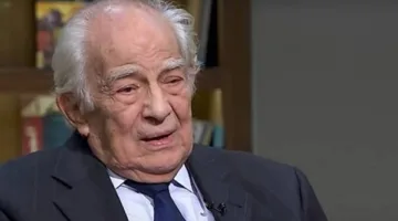 “فنان من العصر الذهبي”: “ستوديو إكسترا” يقدم تقريراً عن رشوان توفيق