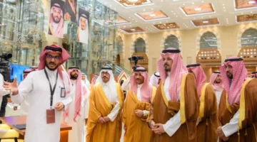 أمير منطقة المدينة يحتفل بالملتقى السنوي الخامس لإمارات المناطق والمبادرات التنموية.
