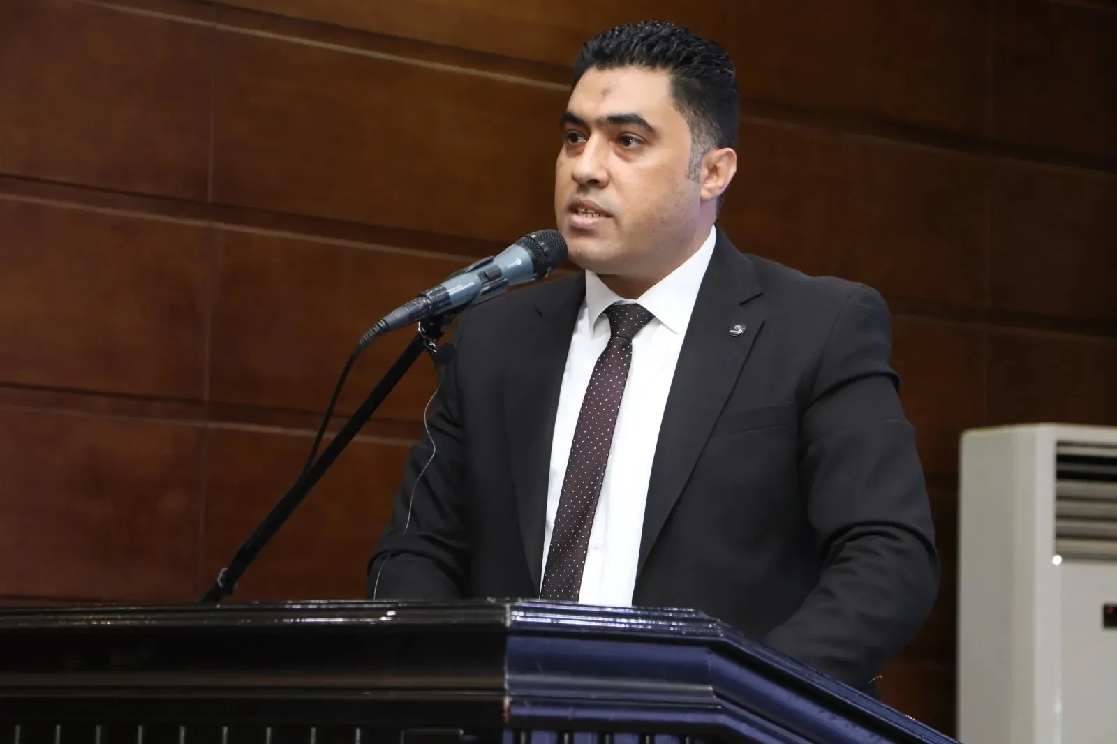 خبير اقتصادي: البورصة المصرية شهدت انخفاضًا في القيمة الاسمية بالدولار على مدار 7 سنوات