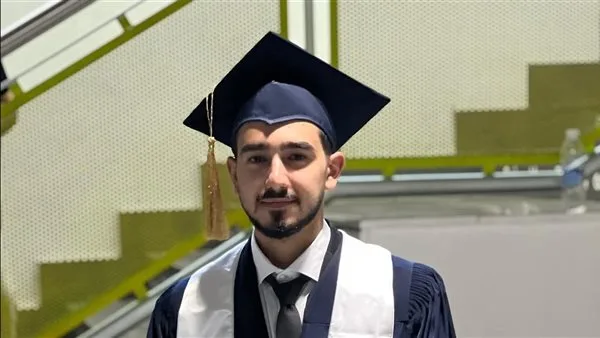 تهانينا للطالب فهد علي بديع شهاب من بلدة برعشيت بمناسبة حصوله على شهادة البكالوريوس في العلوم المخبرية. تهانينا للطالب فهد علي بديع شهاب من بلدة برعشيت بمناسبة حصوله على شهادة البكالوريوس في العلوم المخبرية.