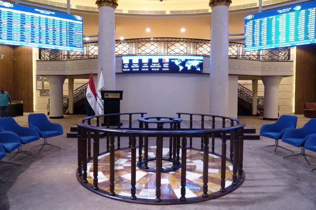 ارتفاع جماعي لمؤشرات البورصة المصرية مع زيادة بنسبة 0.54% في مؤشر الثلاثيني ارتفاع جماعي لمؤشرات البورصة المصرية مع زيادة بنسبة 0.54% في مؤشر الثلاثيني