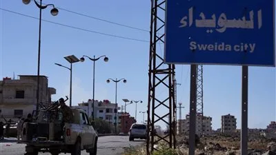 هدنة مشوبة بالترقب في السويداء: اتفاق بين الدروز ودمشق لسحب القوات المسلحة وتنسيق الأمن الداخلي هدنة مشوبة بالترقب في السويداء: اتفاق بين الدروز ودمشق لسحب القوات المسلحة وتنسيق الأمن الداخلي