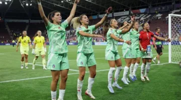 جيريلي، كابتن منتخب إيطاليا، تعبر عن فخرها بالتأهل إلى نصف نهائي يورو 2025.