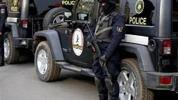 الداخلية توضح تفاصيل فيديو حادث التصادم في الإسكندرية: المصاب يتلقى العلاج والجهات الأمنية تقبض على المتهم.