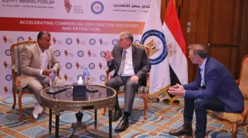 وزير البترول يجتمع برئيس شركة “كابيتال دريلينج” لمناقشة سبل التعاون وتوسيع عمليات الشركة في مصر.