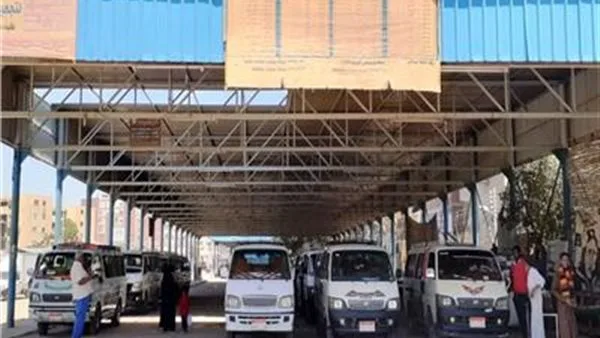 سائقو السرفيس يعبرون عن شكاواهم.. ومحافظة البحيرة تتعهد باتخاذ إجراءات صارمة ضد المخالفات سائقو السرفيس يعبرون عن شكاواهم.. ومحافظة البحيرة تتعهد باتخاذ إجراءات صارمة ضد المخالفات