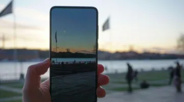 تقنيات جديدة لكاميرا الآيفون تسهم في تحسين وضوح الصور مع تحديث iOS 26