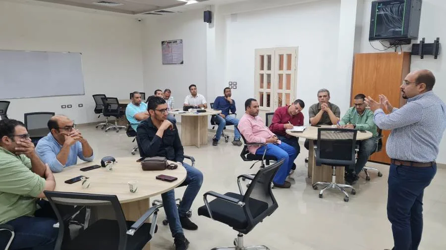 ورشة عمل بالتنسيق مع اليونيسف تناقش آليات تنفيذ برنامج ‘القرض الدوار’ ومشاريع التوعية المائية في سوهاج ورشة عمل بالتنسيق مع اليونيسف تناقش آليات تنفيذ برنامج ‘القرض الدوار’ ومشاريع التوعية المائية في سوهاج