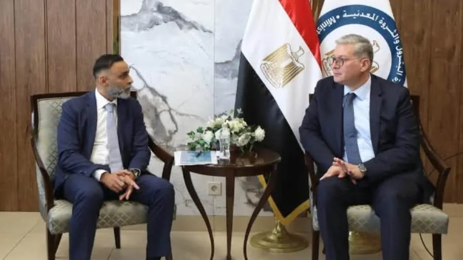 وزير البترول يجتمع بالمدير التنفيذي لشركة أركيوس للطاقة