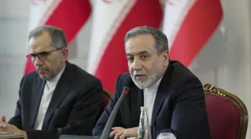 وزراء خارجية الترويكا الأوروبية يجددون دعواتهم لإعادة فرض العقوبات ويحثون إيران على استئناف المفاوضات النووية