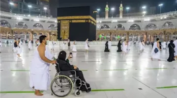 أسعار ورحلات العمرة مع مصر للطيران والخطوط الجوية السعودية