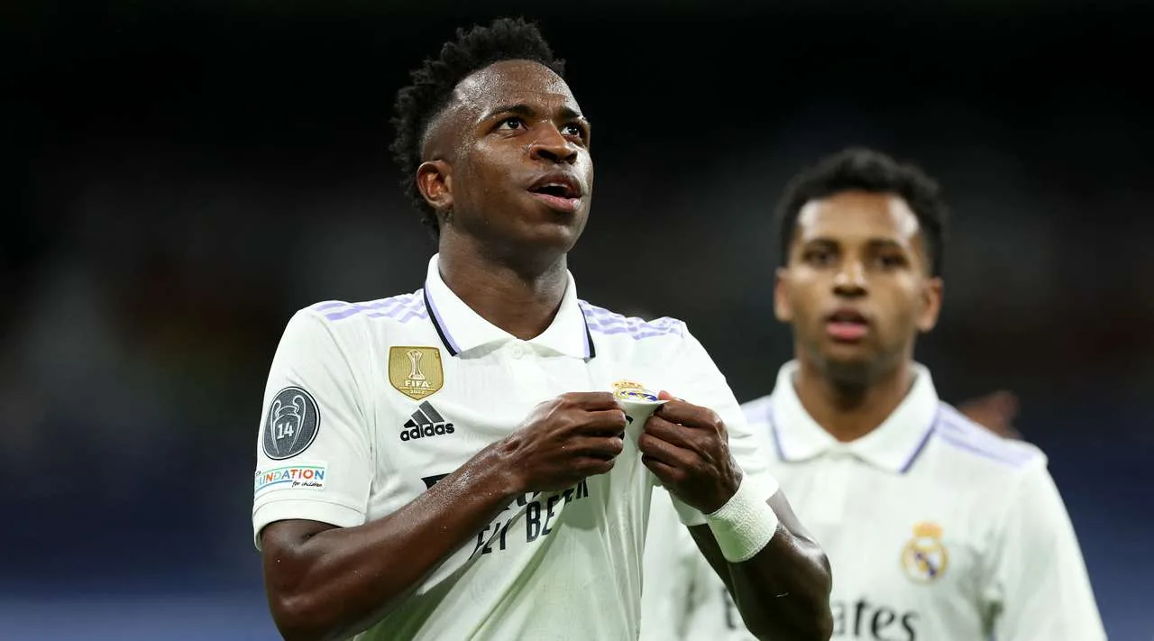 فينيسيوس جونيور تحت أنظار الأندية السعودية بعرض غير مسبوق.. ومستقبله مع ريال مدريد في خطر فينيسيوس جونيور تحت أنظار الأندية السعودية بعرض غير مسبوق.. ومستقبله مع ريال مدريد في خطر