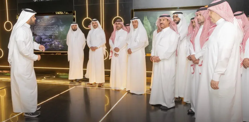 وكيل إمارات المناطق يتفقد المعرض والمتحف الدولي للسيرة النبوية في المدينة المنورة وكيل إمارات المناطق يتفقد المعرض والمتحف الدولي للسيرة النبوية في المدينة المنورة