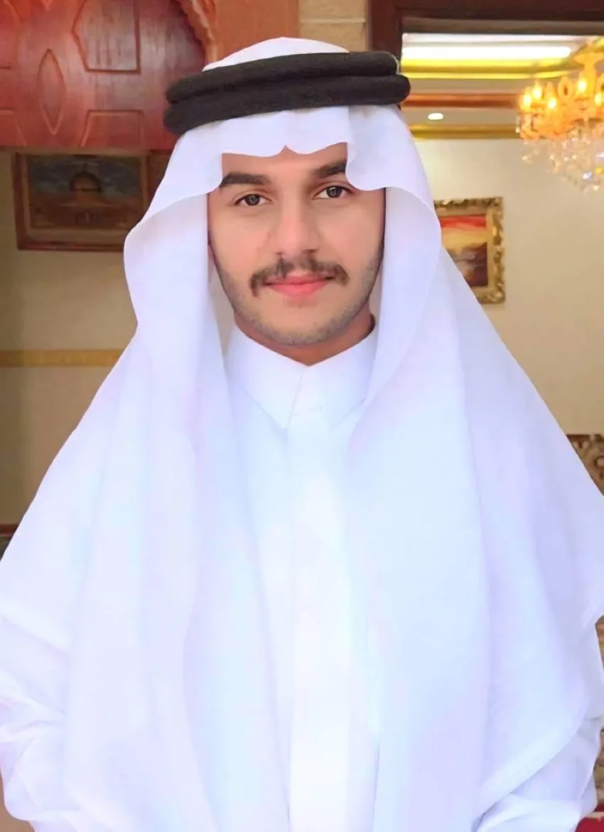 الدوسري يتطوع بتبرع جزئي من كبده لإنقاذ حياة رضيع الدوسري يتطوع بتبرع جزئي من كبده لإنقاذ حياة رضيع