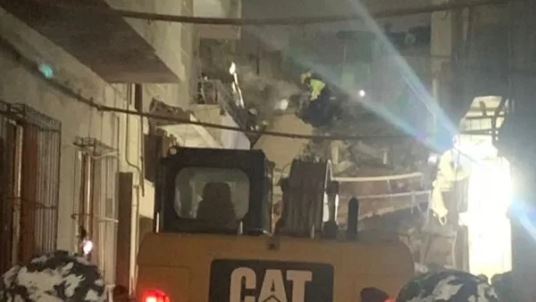 مصدر يُوضّح لـ صدى البلد تفاصيل انهيار مبنى سكني في القاهرة مصدر يُوضّح لـ صدى البلد تفاصيل انهيار مبنى سكني في القاهرة