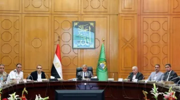 محافظ الإسماعيلية يراقب التحضيرات والاستعدادات لانتخابات مجلس الشيوخ 2025