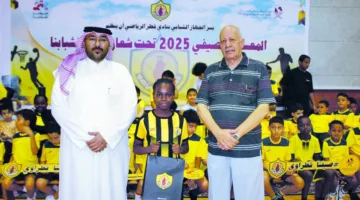 «اقرأ واربح» يجذب الشباب في «صيف قطر»