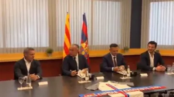 فيديو – أكاديمية برشلونة تصل إلى دولة رومانيا