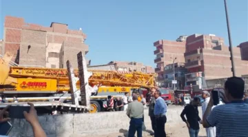 محافظ القليوبية يتواجد في موقع الحادث.. أحدث المستجدات بشأن انهيار جسر المشاة في طوخ