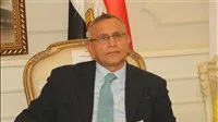 عبد السند يمامة يدعو لتعديل الدستور: الاستقرار في مصر يعتمد على الرئيس السيسي وليس على النصوص القانونية.