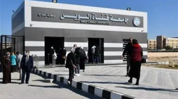 جامعة قناة السويس تطلق دورة تدريبية عن مهارات التواصل المؤسسي في كلية الألسن