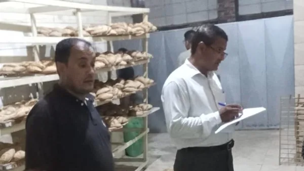 المنوفية: تسجيل 208 مخالفات وضبط 3.5 طن من الأعلاف والأسماك المدخنة غير المعلومة المصدر. المنوفية: تسجيل 208 مخالفات وضبط 3.5 طن من الأعلاف والأسماك المدخنة غير المعلومة المصدر.