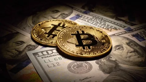 العملات المشفرة تستمر في الارتفاع.. و”بيتكوين” تتجاوز 120 ألف دولار للمرة الأولى في ظل تزايد الهجمات الإلكترونية.