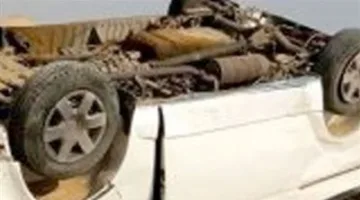 حادثة انقلاب سيارة خاصة فوق كوبري سوهاج تؤدي إلى إصابة ثلاثة شبان