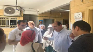 نائب وزير الصحة يقوم بزيارة المنشآت الصحية في مطروح ويوجه بتحسين الخدمات.