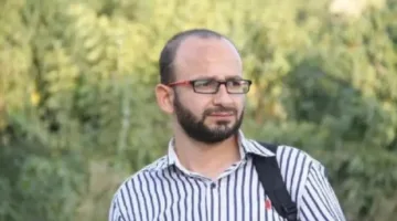الصحفي الفلسطيني “سامي الساعي” يكشف عن تفاصيل مروعة حول اعتداءه داخل السجون الإسرائيلية.. كيف عذبه الجنود بهذه الطريقة.