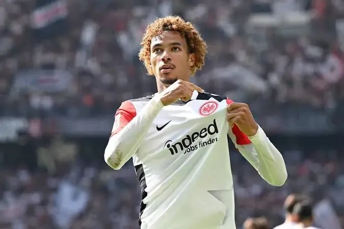ليفربول يسعى للتعاقد مع هوجو إيكيتيكي.. اللاعب يفضل الانتقال إلى الأنفيلد بدلاً من نيوكاسل ليفربول يسعى للتعاقد مع هوجو إيكيتيكي.. اللاعب يفضل الانتقال إلى الأنفيلد بدلاً من نيوكاسل