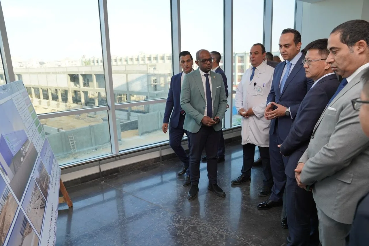 «المستشفى الطبي في السويس» أول منشأة صحية ذكية تستخدم تقنيات الجيل الخامس بالتعاون مع هواوي «المستشفى الطبي في السويس» أول منشأة صحية ذكية تستخدم تقنيات الجيل الخامس بالتعاون مع هواوي