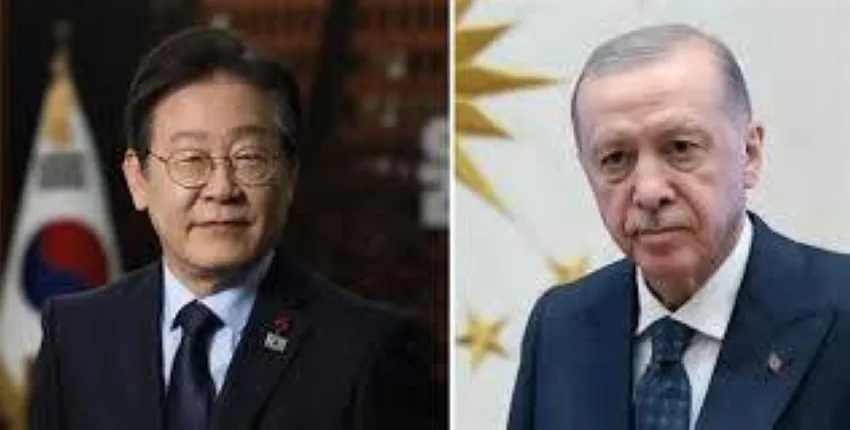 الرئيس الكوري الجنوبي يتوافق مع نظيره التركي على تعزيز التعاون الاستراتيجي بين الدولتين. الرئيس الكوري الجنوبي يتوافق مع نظيره التركي على تعزيز التعاون الاستراتيجي بين الدولتين.