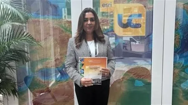 وزيرة التنمية المحلية تحصل على جائزة الإنجاز المتميز في نظم المعلومات الجغرافية لعام 2025 وزيرة التنمية المحلية تحصل على جائزة الإنجاز المتميز في نظم المعلومات الجغرافية لعام 2025