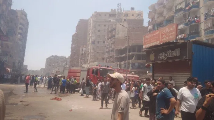 إخماد حريق كبير في مطعم تحت مبنى بالخصوص في القليوبية إخماد حريق كبير في مطعم تحت مبنى بالخصوص في القليوبية