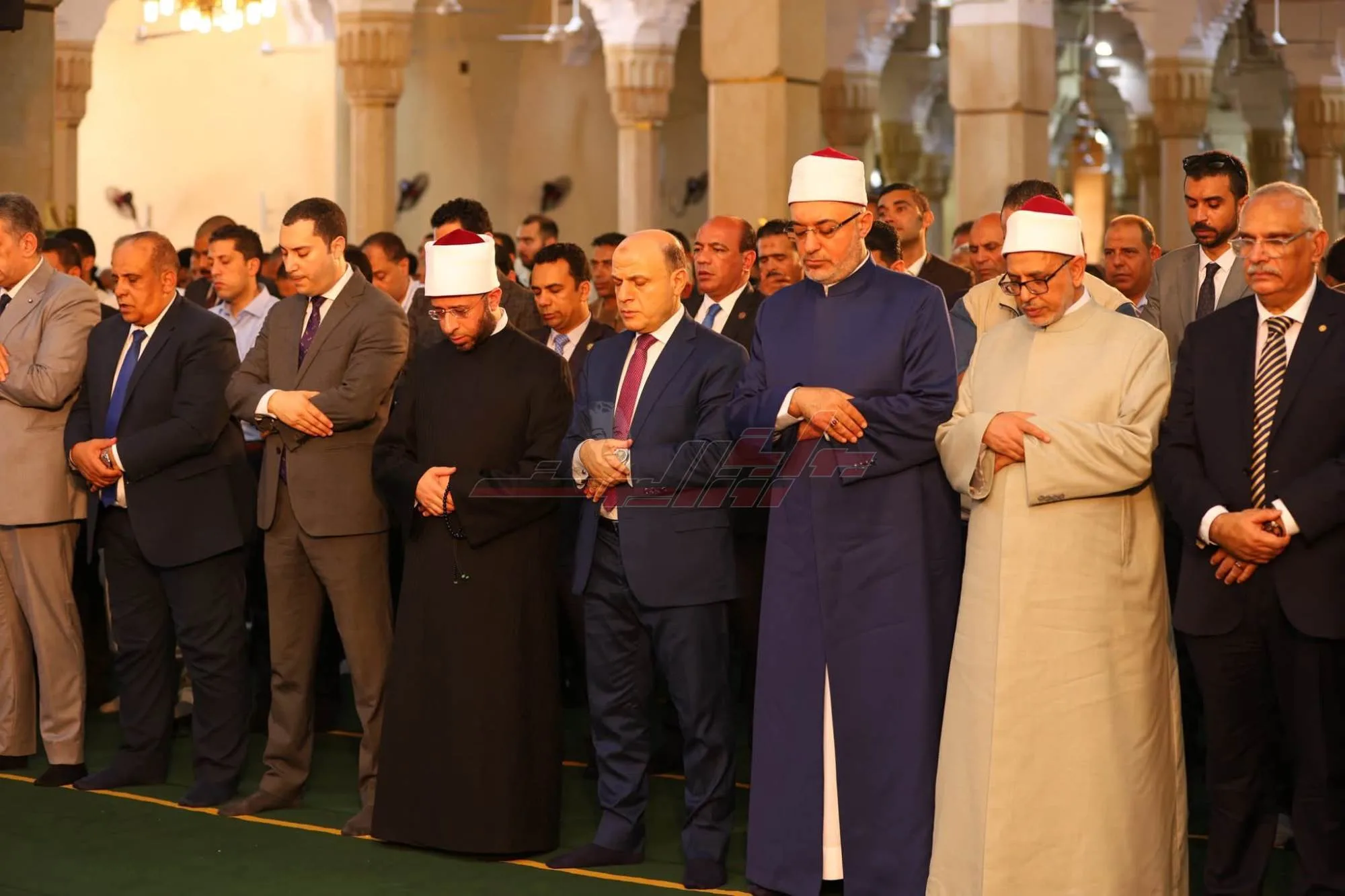 وزير الأوقاف وإمام الجمهورية يشاركان في صلاة الجمعة بجامع سيدي إبراهيم الدسوقي