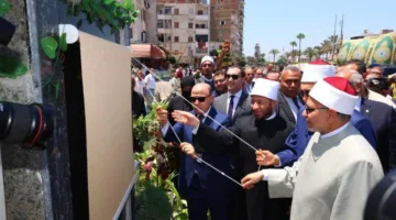 وزير الأوقاف يتحدث عن اهتمام الحكومة بالمساجد الكبرى وتحسين بيئتها الثقافية
