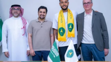 بندر المطيري يستمر في تمثيل الخليج لموسم إضافي مع انضمام المهاجم النرويجي وحارس المرمى اللوكسمبرغي.