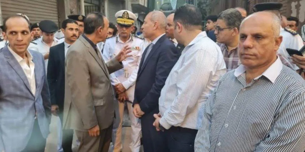 عاجل.. محافظ القاهرة: إخلاء المباني القريبة من العقار المنهار جزئياً في الساحل