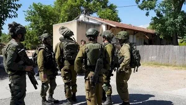 تحركات عسكرية غير واضحة للجيش الإسرائيلي في شمال غزة تحركات عسكرية غير واضحة للجيش الإسرائيلي في شمال غزة