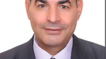 الدكتور المنشاوي يبارك لاثنين من أساتذة جامعة أسيوط على تعيينهم أمناء في المجالس التخصصية بأكاديمية البحث العلمي.