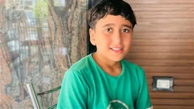 طفل يُلقى حتفه دهسًا تحت قطار أثناء بيع الحلوى لمساعدة والدته في الشرقية طفل يُلقى حتفه دهسًا تحت قطار أثناء بيع الحلوى لمساعدة والدته في الشرقية