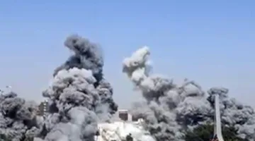 صدامات عند المدخل الغربي لمدينة السويداء بين مسلحين من القبائل والفصائل الدرزية بعد منح إسرائيل مهلة للسيطرة على الأوضاع وتهديدها بتدخل عسكري لصالح الدروز.