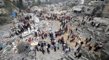 6 شهداء إثر قصف الاحتلال لمدرسة تأوي نازحين واستهداف طالبي مساعدات في غزة