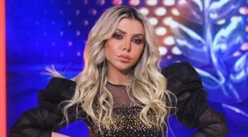 رزان مغربي تطمئن جمهورها: سأعود قريبًا بعد حادث سقوط السقف عليها.