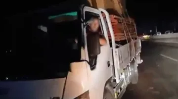 بعد انتشار الفيديو.. القبض على 3 سائقين بمركبات النقل لقيادتهم عكس السير على طريق بنها-المنصورة
