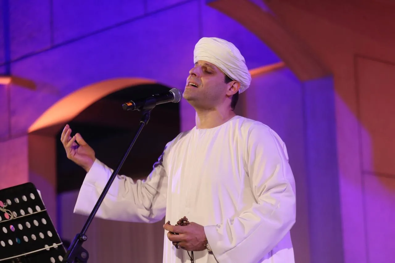 فتحي سلامة ومحمود التهامي: استكشاف العلاقة بين التصوف والحداثة في عرض مفتوح بالأوبرا