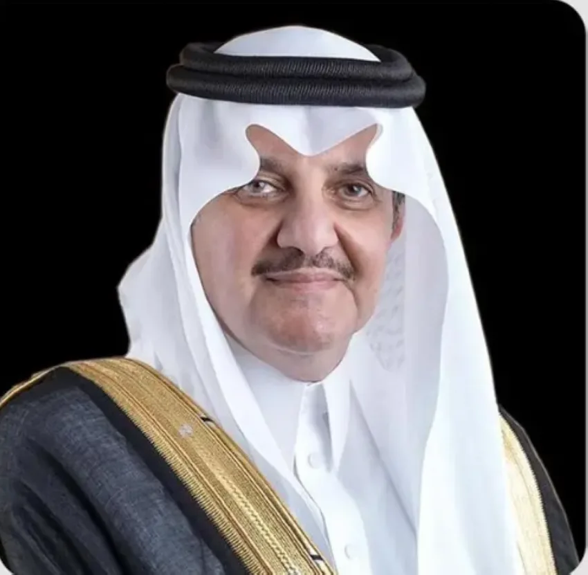 أمير المنطقة الشرقية يطلق مخطط مطار الملك فهد وي inaugurate مشاريع تطويرية تتجاوز قيمتها 1.6 مليار ريال بعد غدٍ.