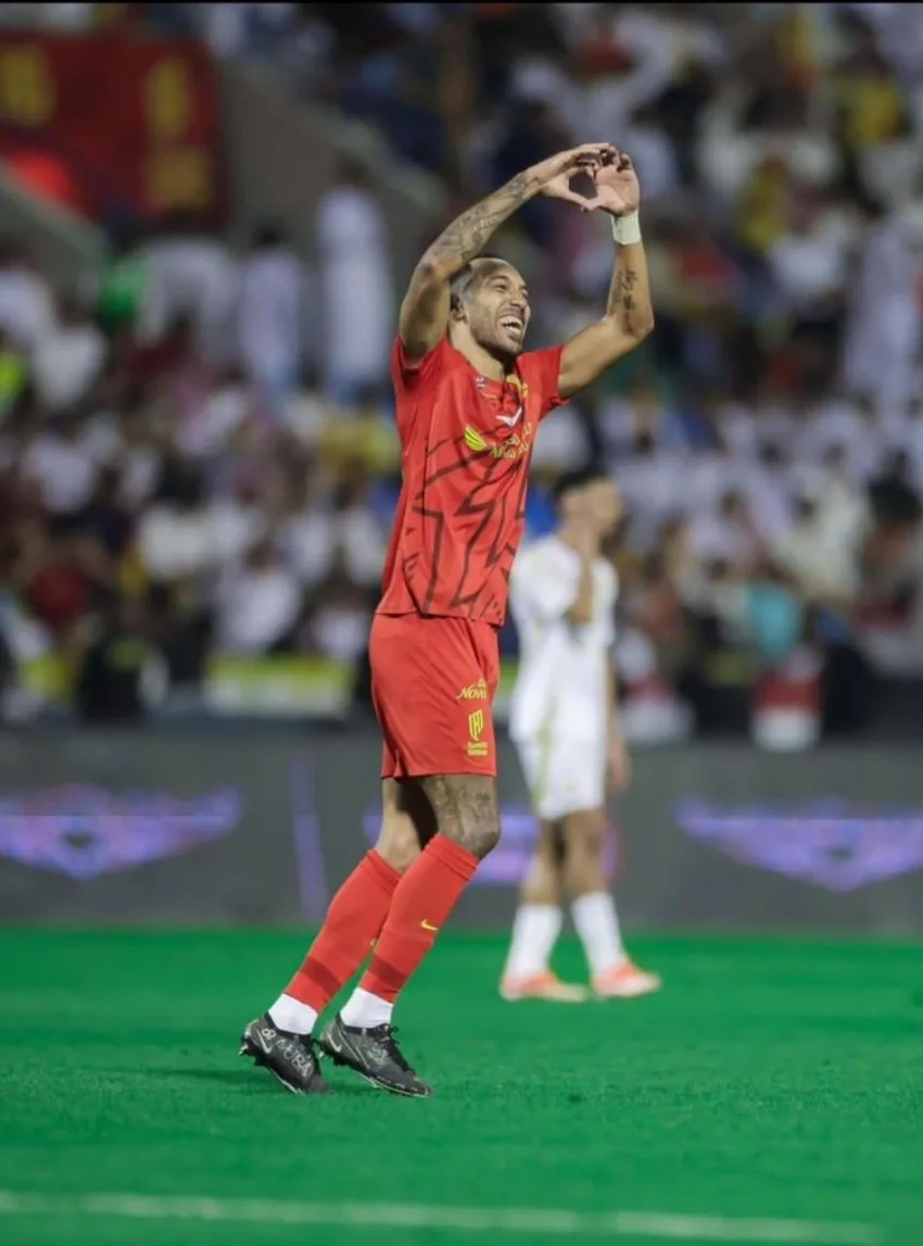 القادسية يفسخ عقد اللاعب أوباميانغ بالاتفاق المتبادل القادسية يفسخ عقد اللاعب أوباميانغ بالاتفاق المتبادل