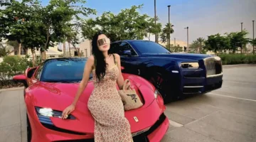 بجانب السيارة الحمراء.. مي عمر تتألق في أحدث إطلالة لها